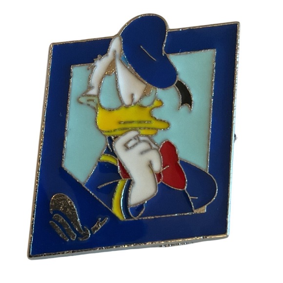 Disney Accessories - Disney Trading Pin Donald Duck Pensive Thinking‎ Blue Frame 2008 Official Logo